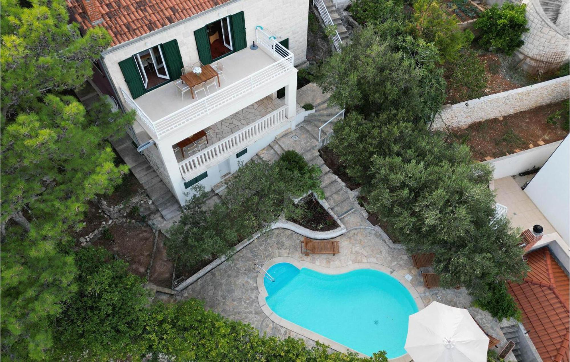Cozy Home In Postira With Kitchen Exteriér fotografie